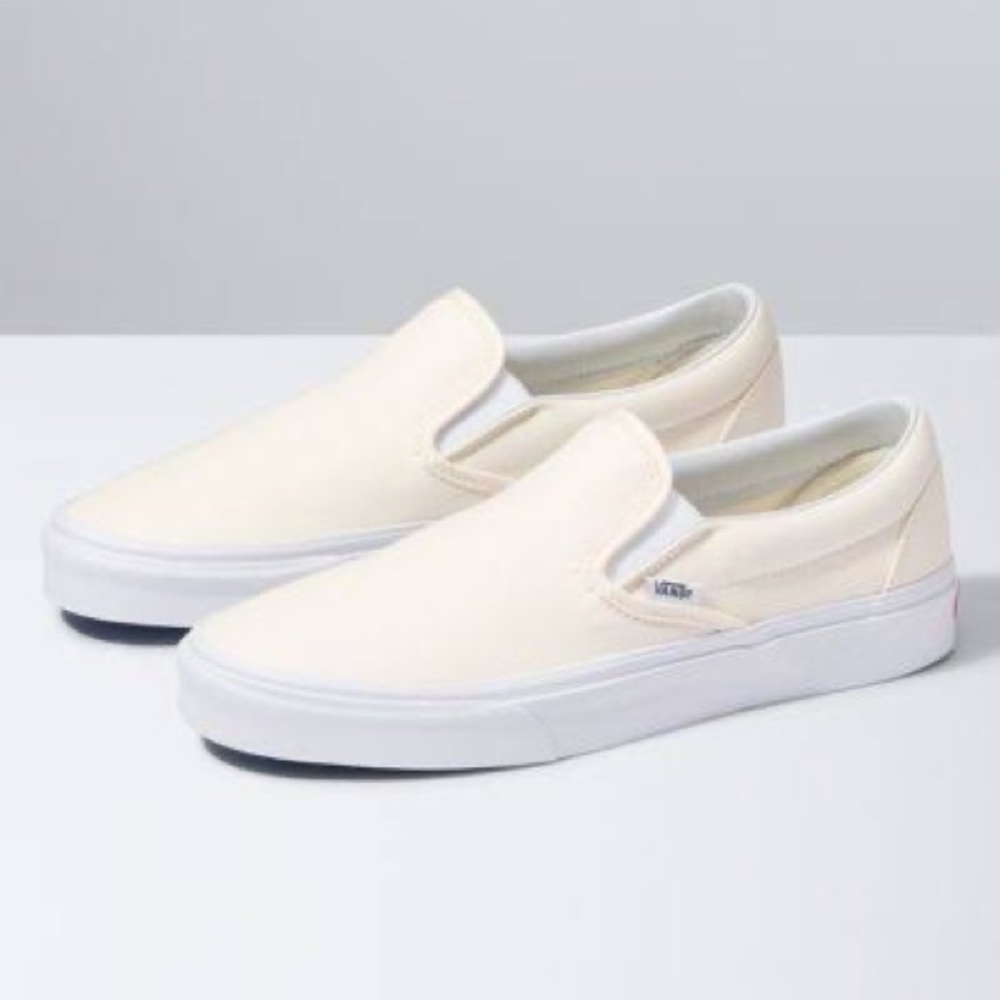 Cream Vans canvas slip on sneakers in size womens 9 1/2 or men’s 8